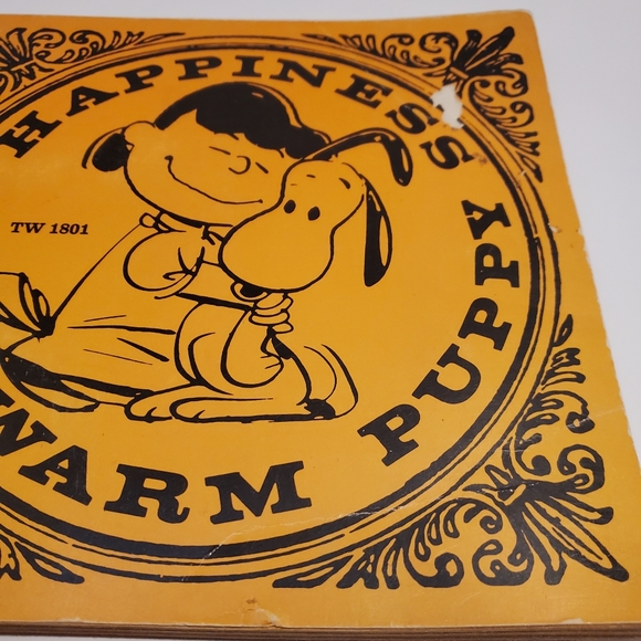 Happiness Is A Warm Puppy First Print Snoopy Paperback Book '70 Charles Schulz - Picture 6 of 13